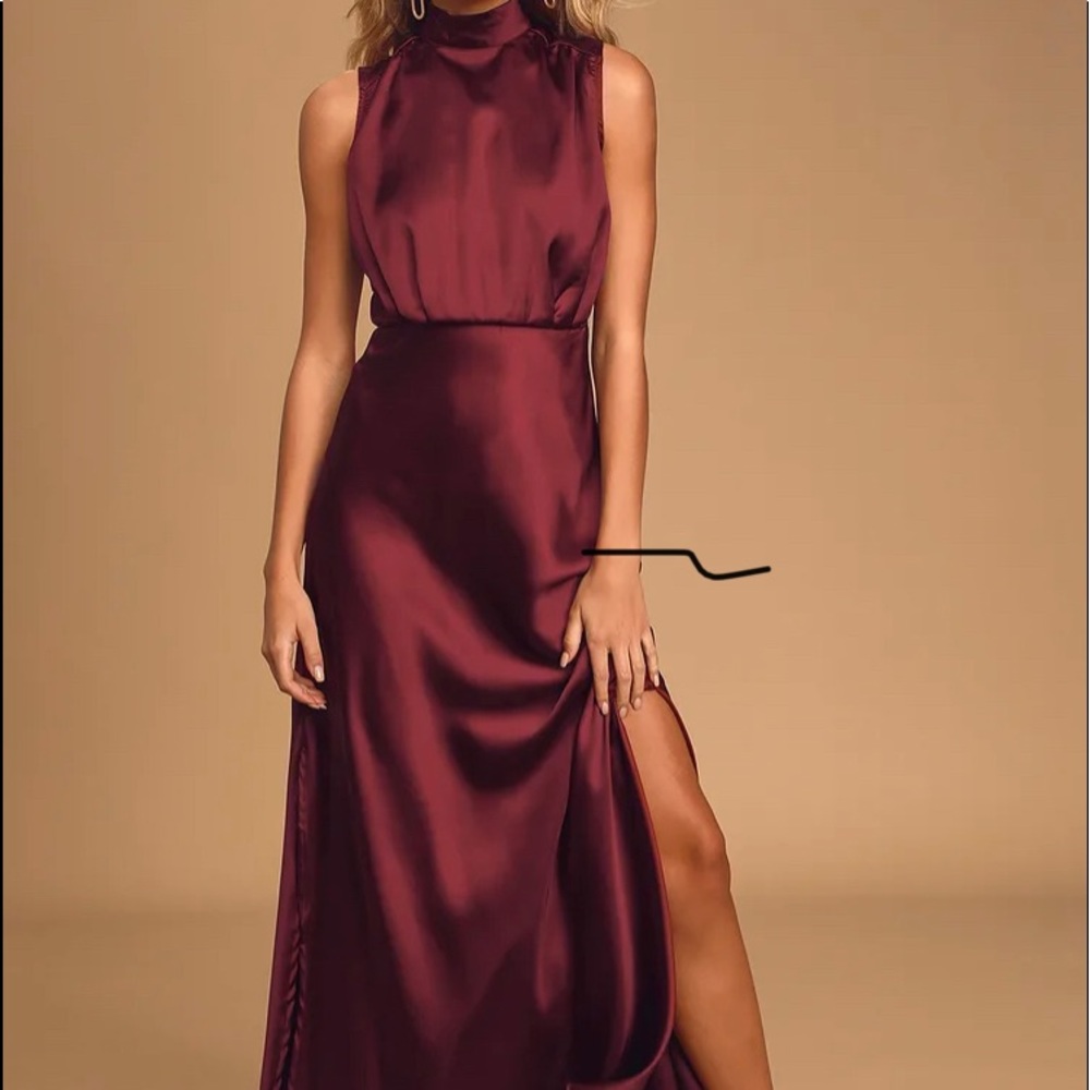 Lulu’s wine satin dress petite